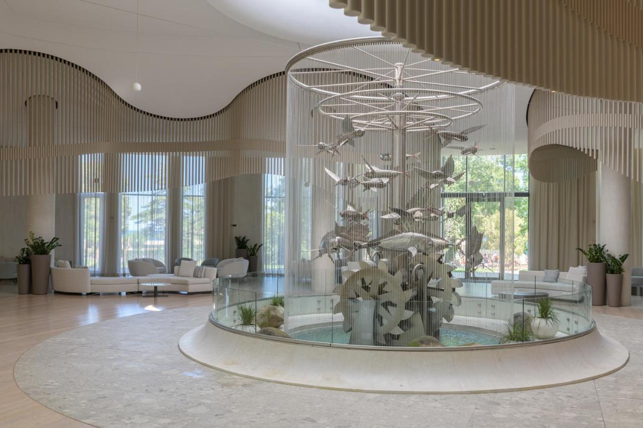 Ensana Aquahouse Hotel Szent Konstantin és Elena Kültér fotó The lobby of the new building
