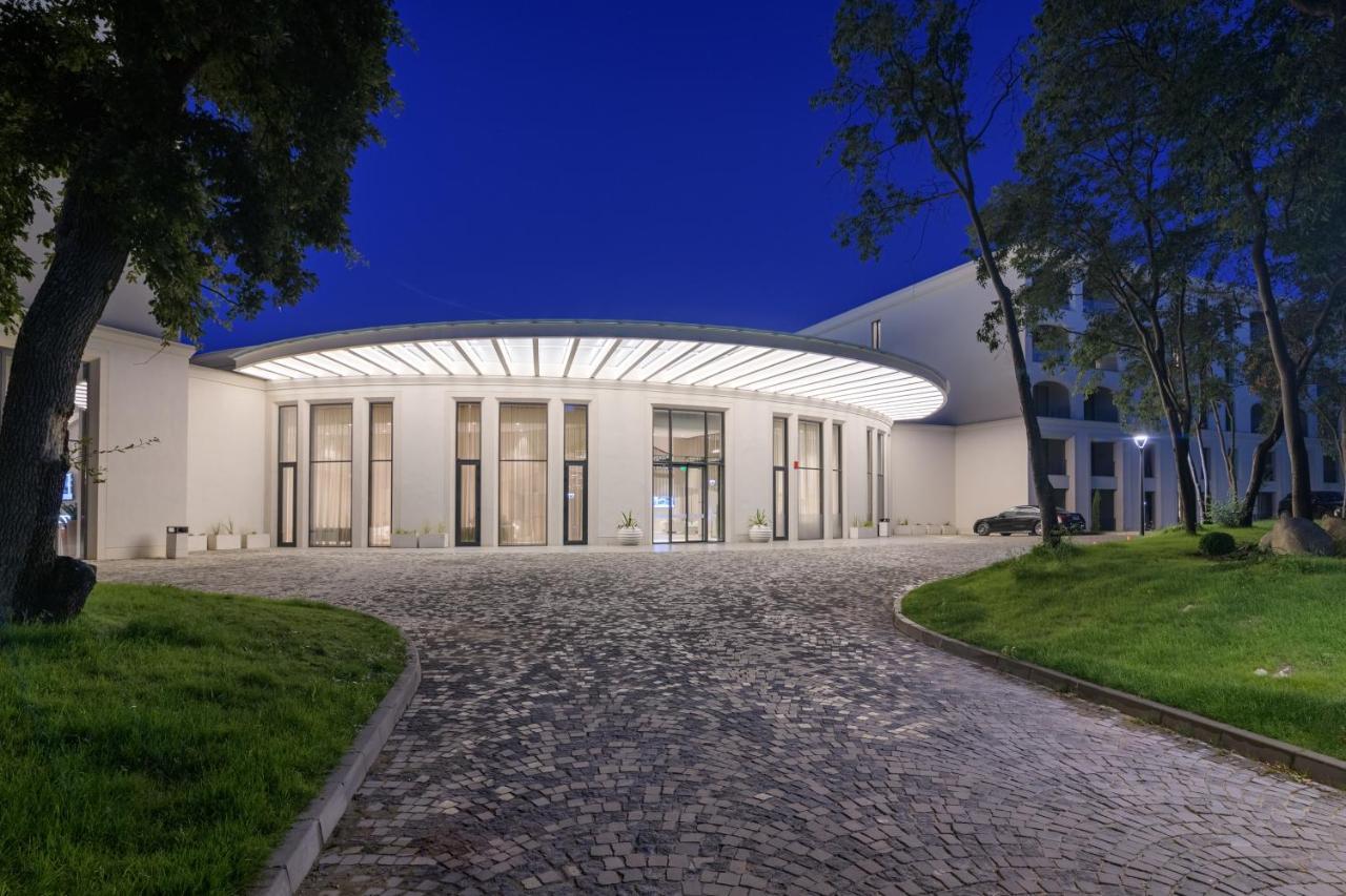 Ensana Aquahouse Hotel Szent Konstantin és Elena Kültér fotó The main entrance of the museum